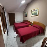Hotell La Caravella 2*